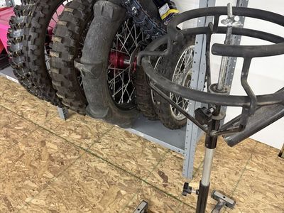 Motorcycle Tire Mounting