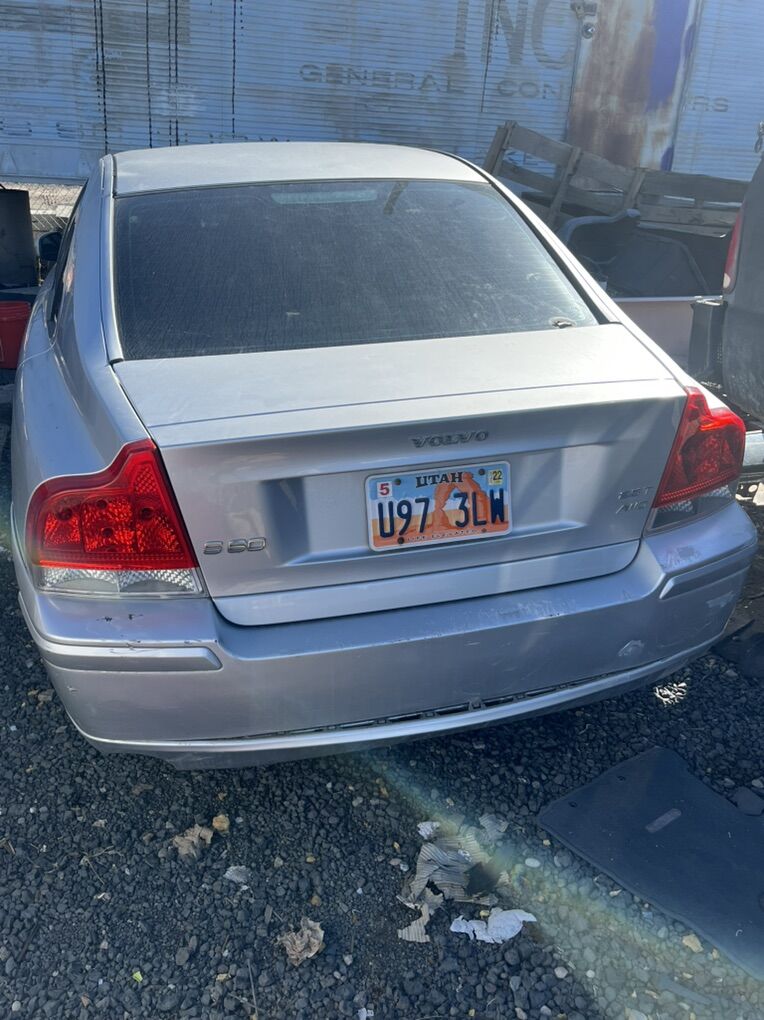 05 Volvo S60 Parts You Pull! Make Offers!