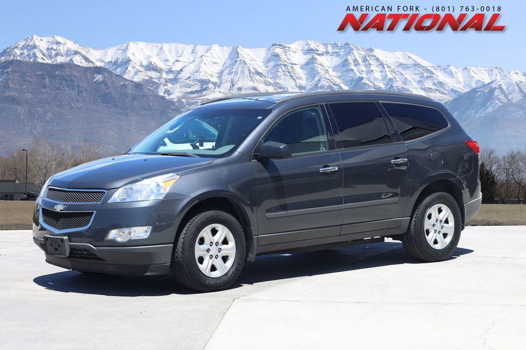2011 Chevrolet Traverse LS