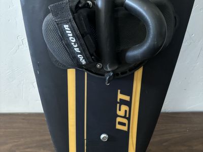 Neptune GTS wakeboard