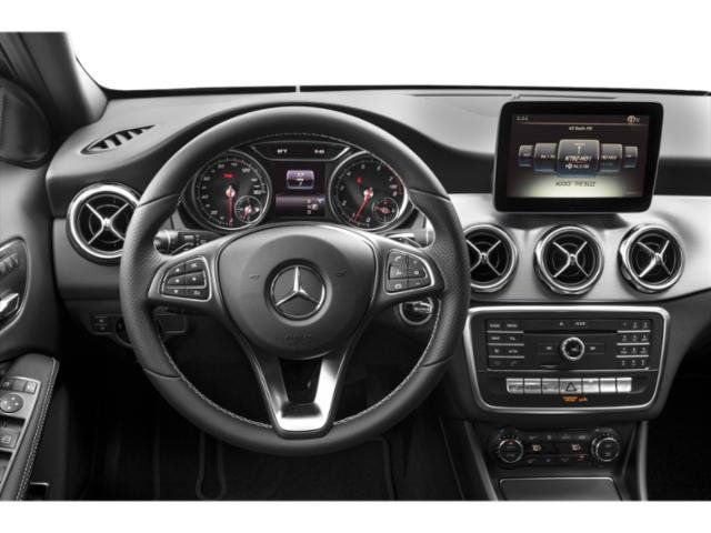 Main image 10