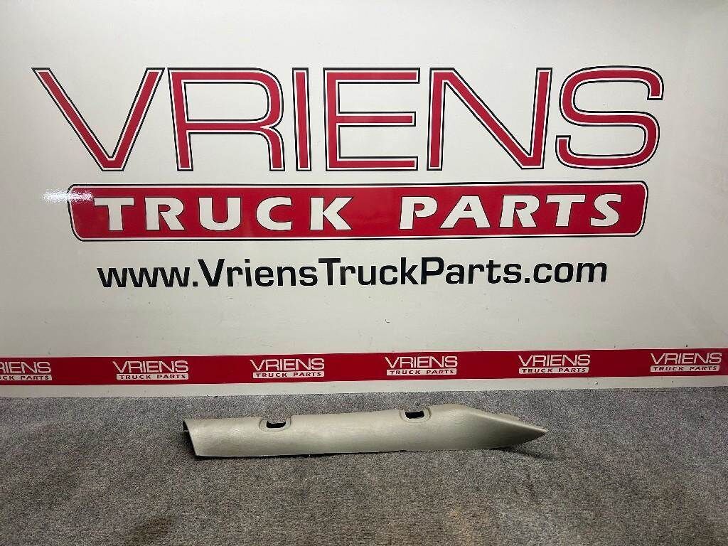 International Right Interior Part