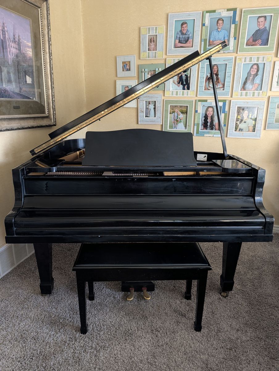 Yamaha Grand Piano