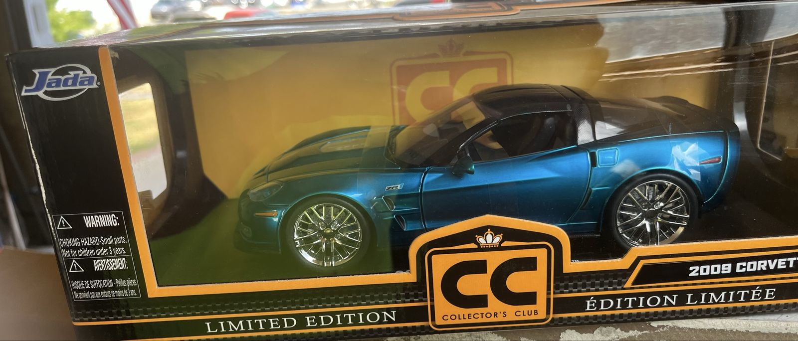 Jada Limited Edition 2009 Corvette ZR1 Blue 1:24 Die-cast Model Car Collector's Club