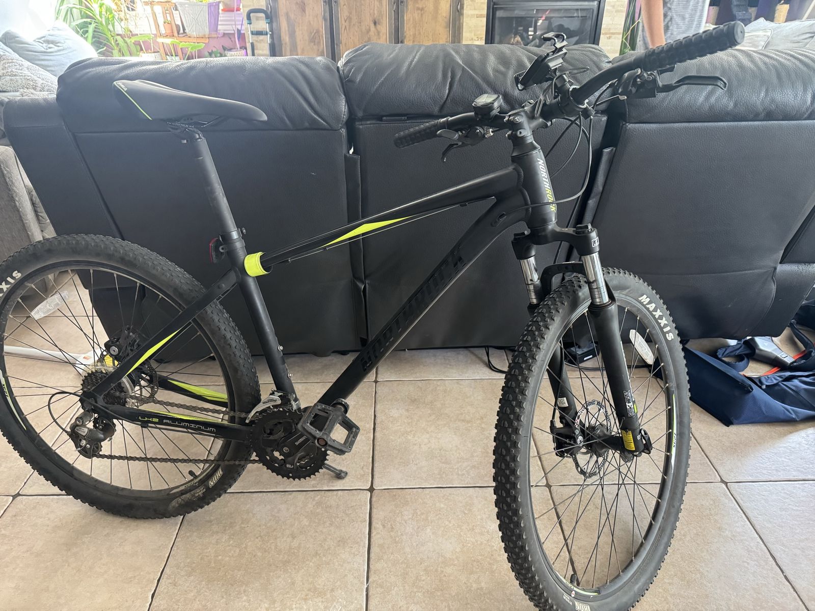 Northrock Mountain Bike Aluminum Frame Black and Yellow