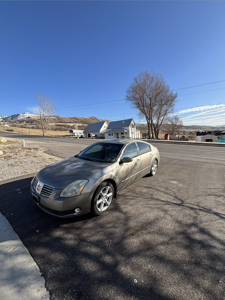 2005 NISSAN MAXIMA