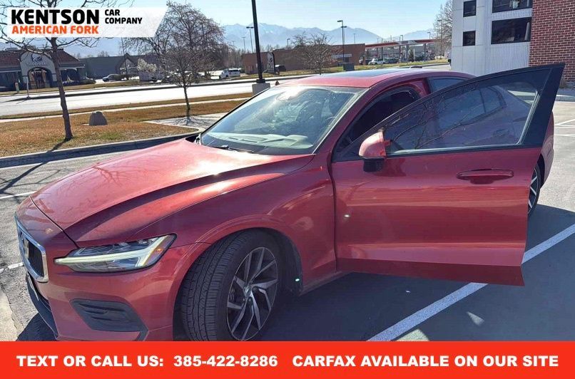 2019 Volvo S60 T6 Momentum