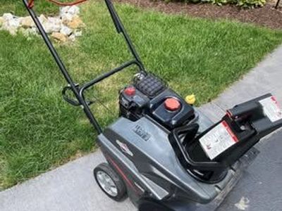 Briggs & Stratton Snow Blower