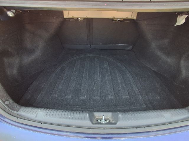 Main image 12