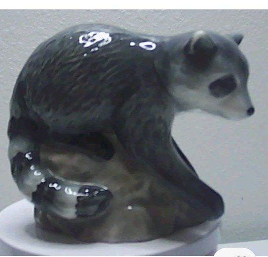 Royal Copenhagen Figurine Raccoon On A Rock Looking Down #056