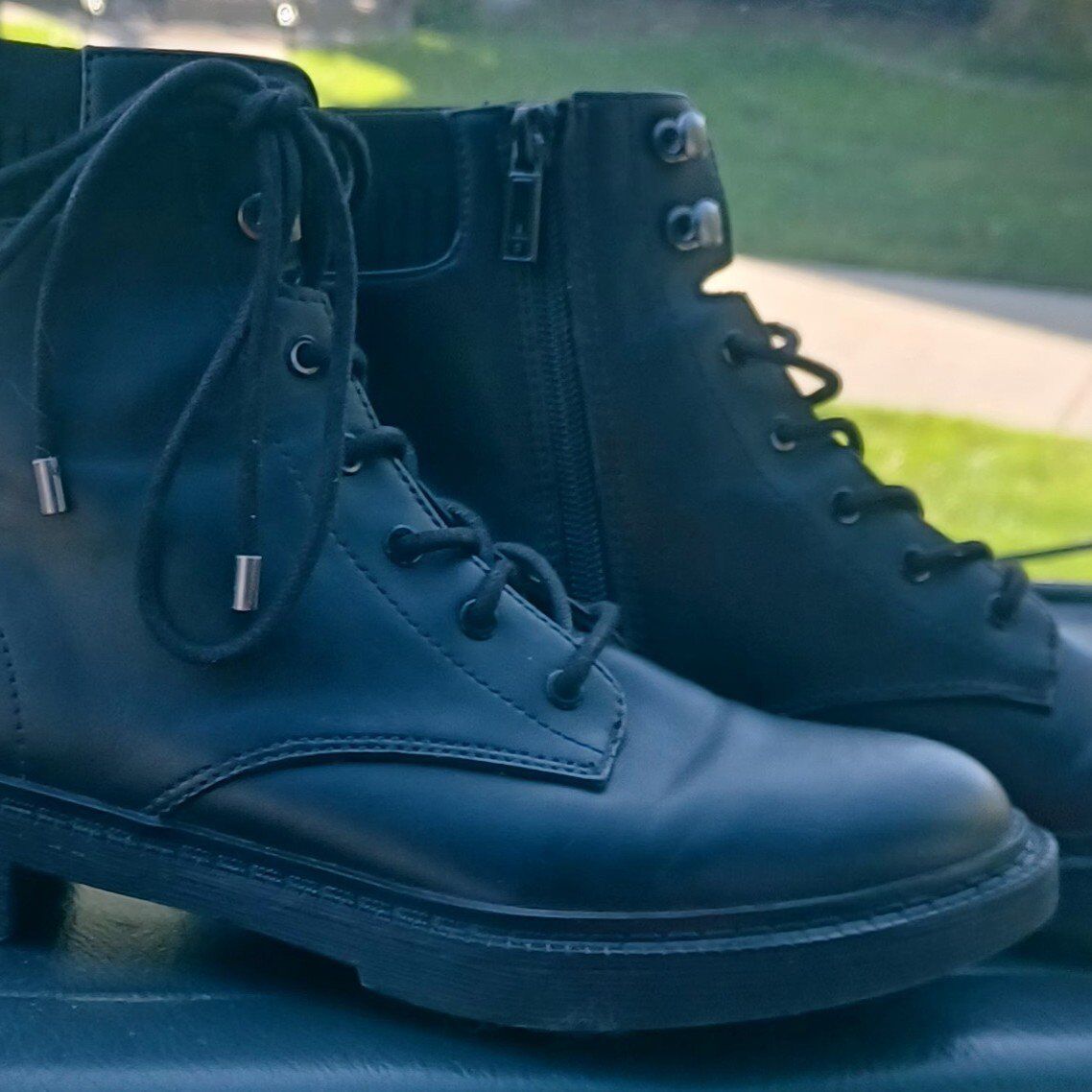 KENNETH COLE ARMY / MILITARY BLACK REACTION BOOTS!