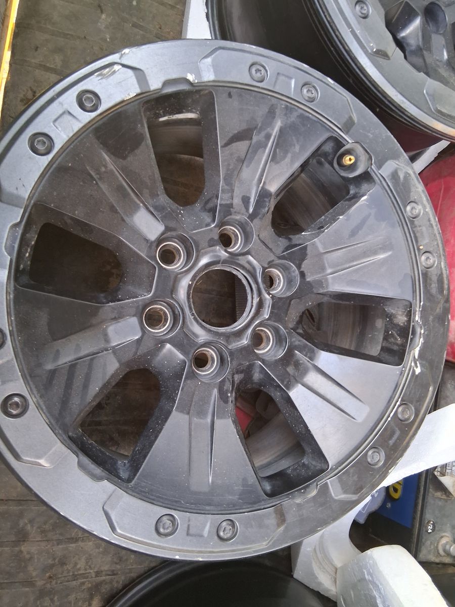 2019 ford raptor rims