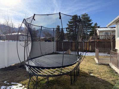 Trampoline
