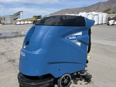Global Industrial Electric Walk-Behind Auto Floor Scrubber, 18" Cleaning Path