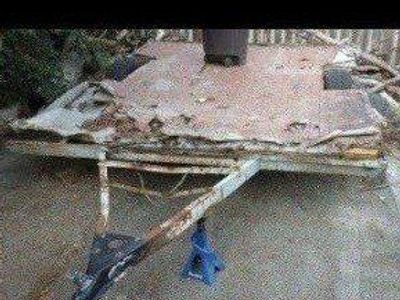 FLATBED TRAILER