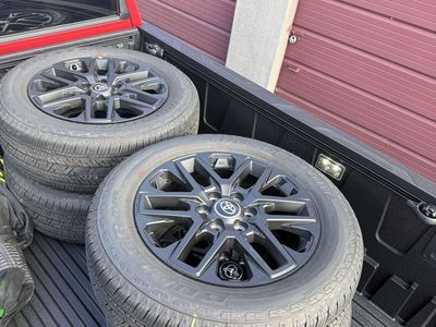 2026 Toyota Tundra Black OEM 20” Wheels & Bridgestone Dueler R/T Tires – 0 Miles Set of 4