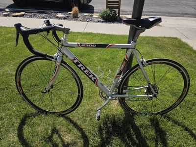 Trek 2300 SLR Med Road Bike Made in USA