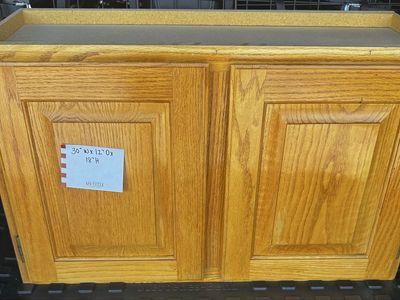 Upper cabinet