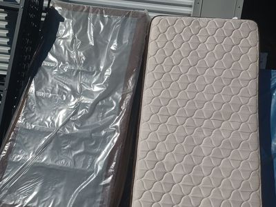 twin mattress with frame