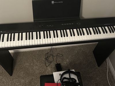 Williams Legato LE 88-Key Piano + Sony Headphones + Focusrite Scarlett Solo Bundle