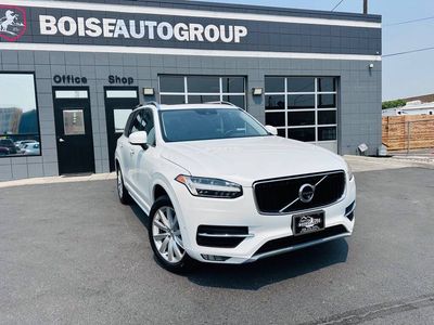 2017 Volvo XC90 T6 Momentum
