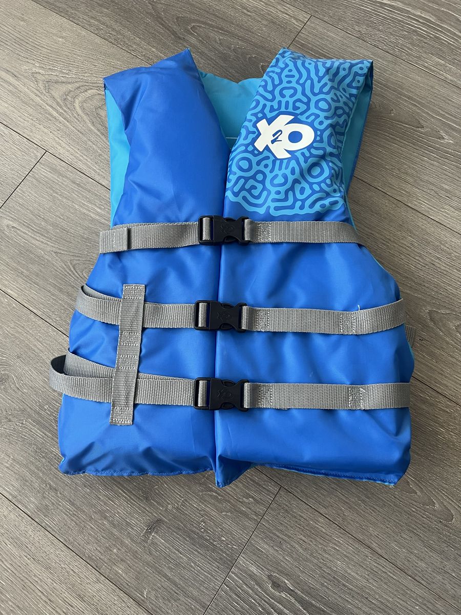 X2O Adult Universal Life Vest USCG Approved Type III PFD