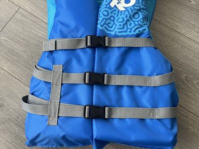 X2O Adult Universal Life Vest USCG Approved Type III PFD