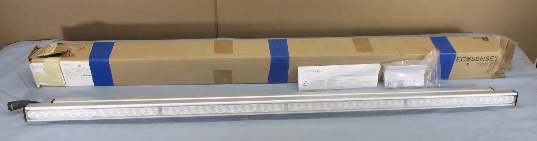 NEW Ecosense LED Fixture 48" Long