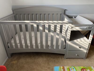 Crib ( 6in1)