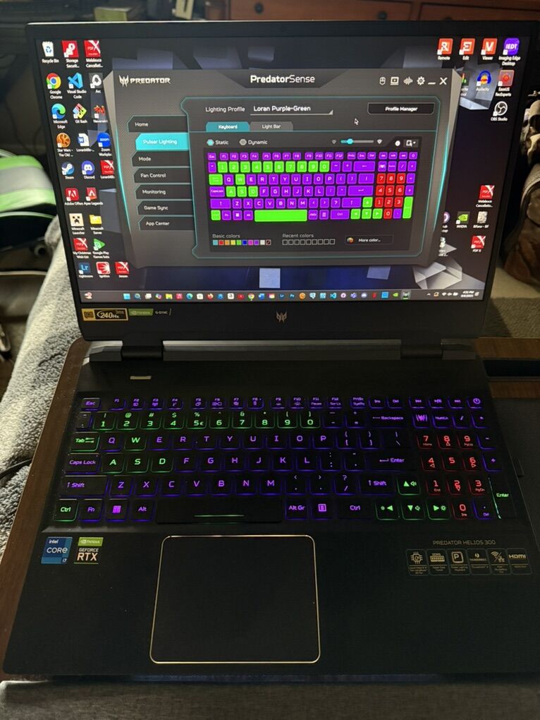 15.6” Acer Predator Helios 300