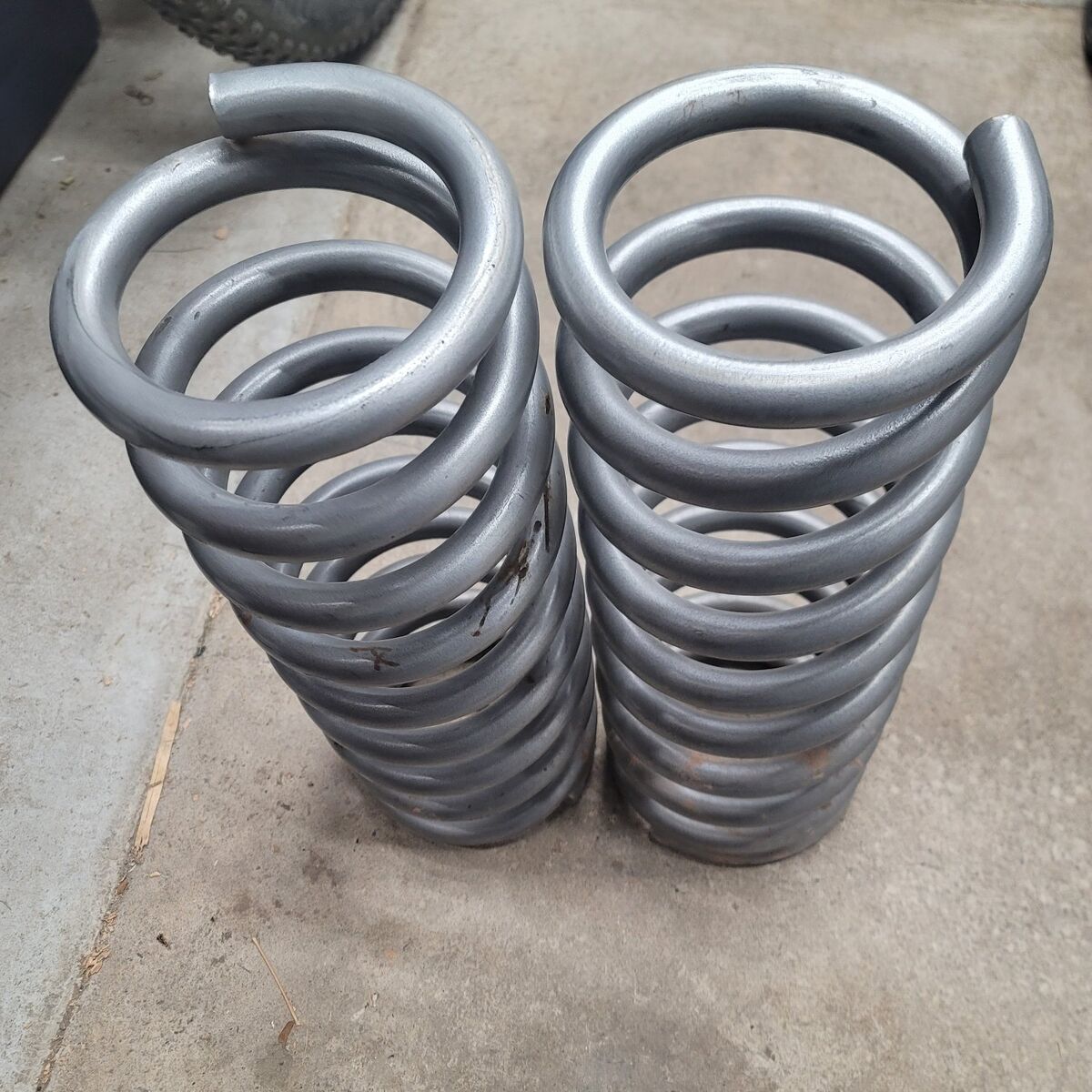 Rough Country 2" lift 2008 Ram 2500 3500 springs