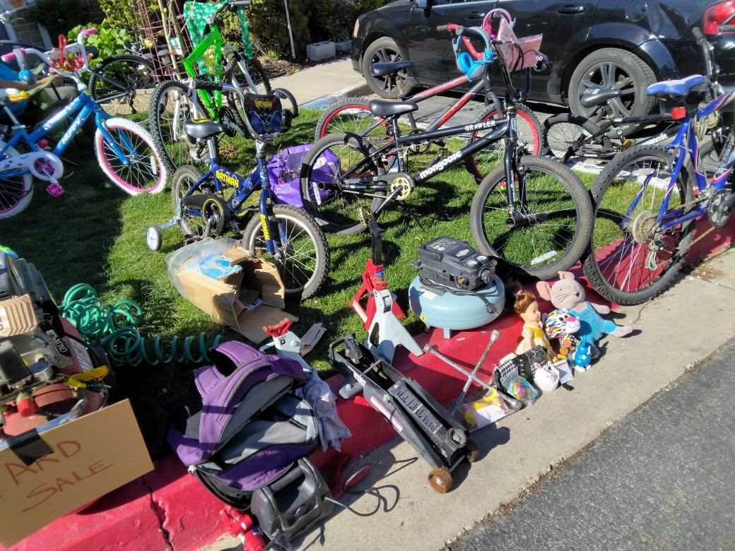 YARD SALE