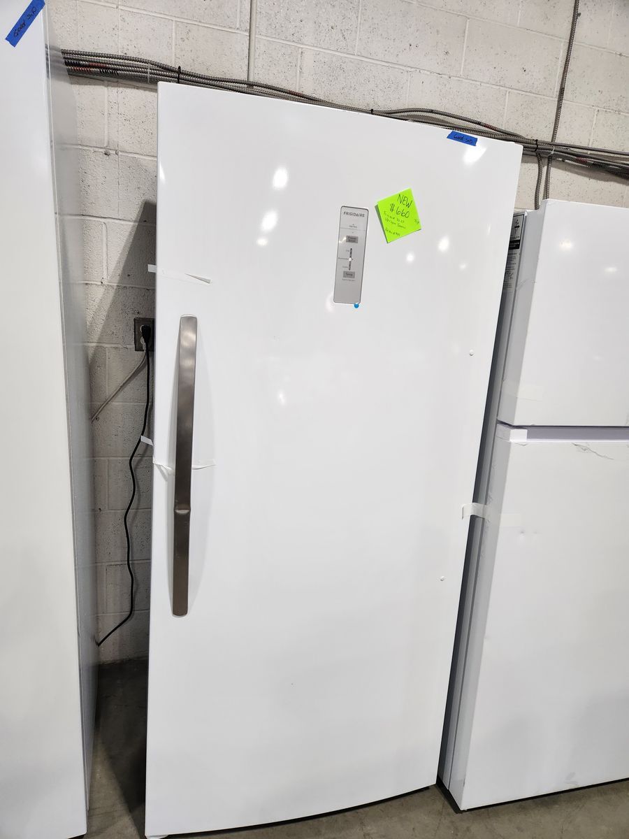 BRAND NEW! FRIGIDAIRE 21 CF UPRIGHT FROST FREE FREEZER