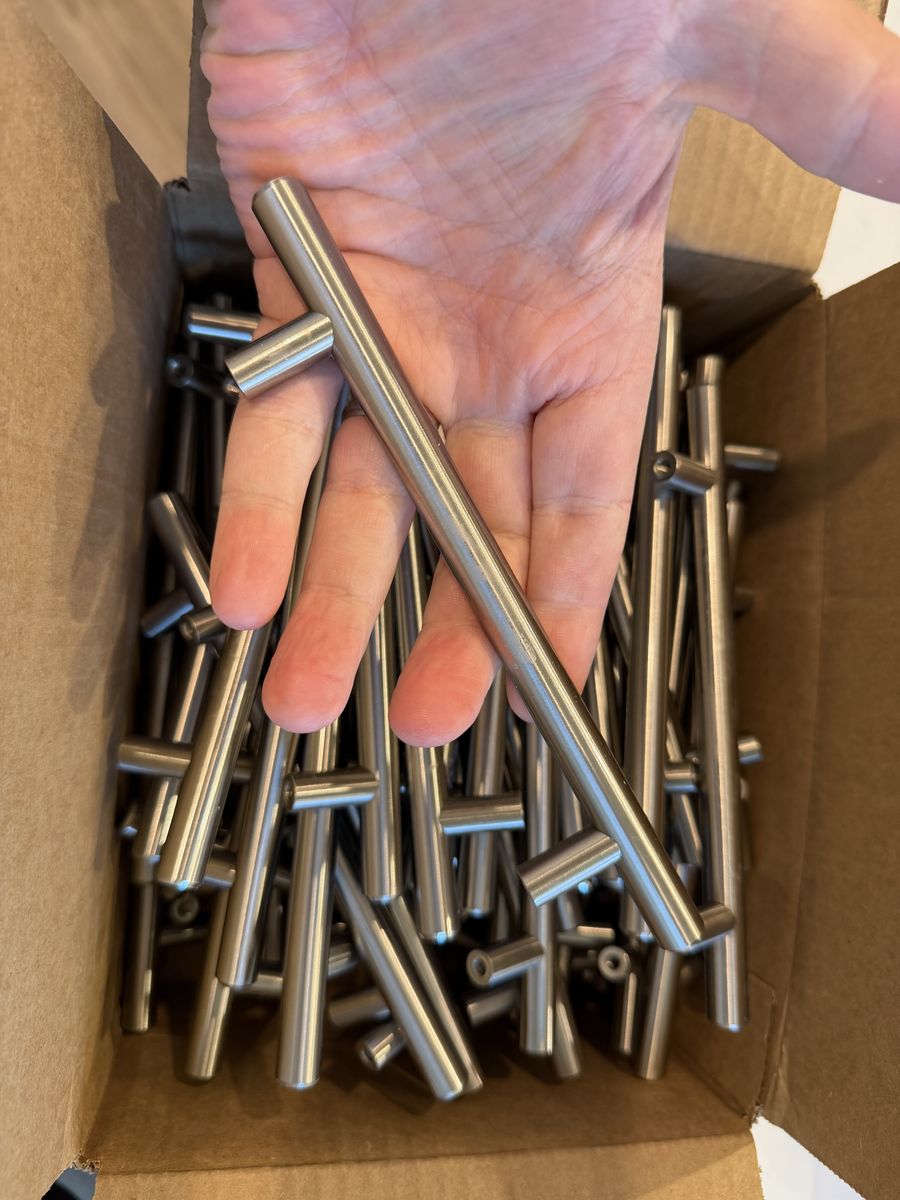 Caninet/Drawer Pull Hardware