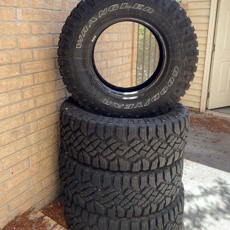 Wrangler Duratrac | LT285 70R17