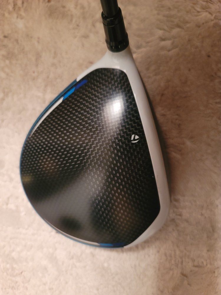 Taylormade Sim2 Max Driver 10.5 Regular or Senior