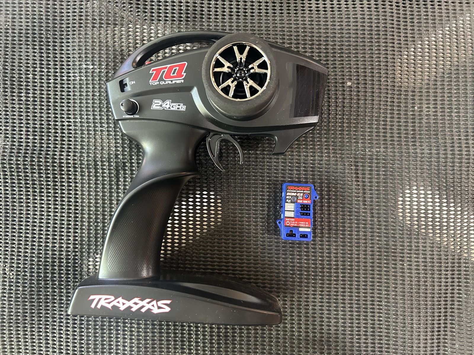Traxxas TQ 2.4GHz Radio Transmitter & ECM-25 Receiver Set - RC Car Remote Control System