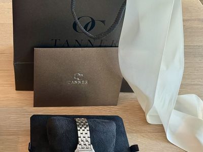 Authentic Cartier Pathere Watch in Medium