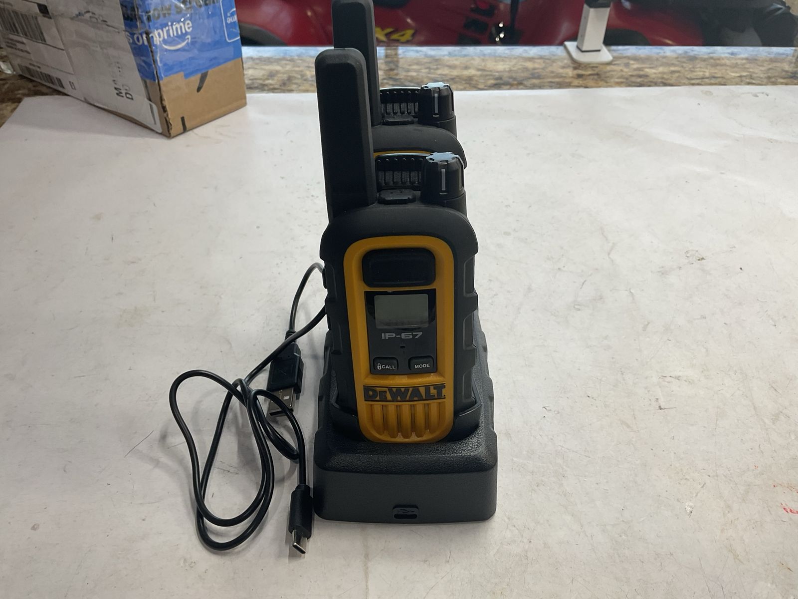 Dewalt Walkie Talkies E75011137