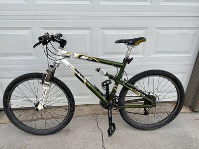 K2 Razorback 4.0 Mountain Bike - Full Suspension