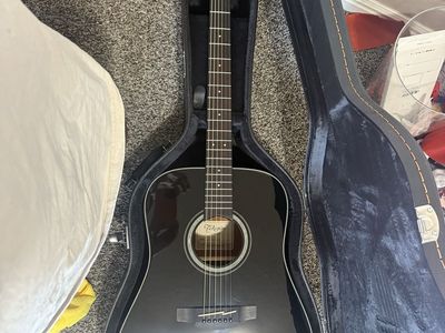 TakamineAcoustic GD30 6 String BLK Guitar