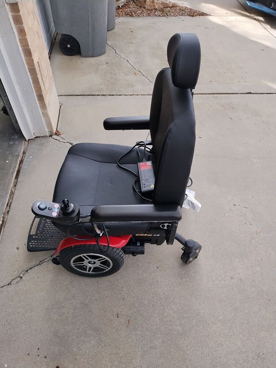 Pride Jazzy Elite 14 Power Wheelchair