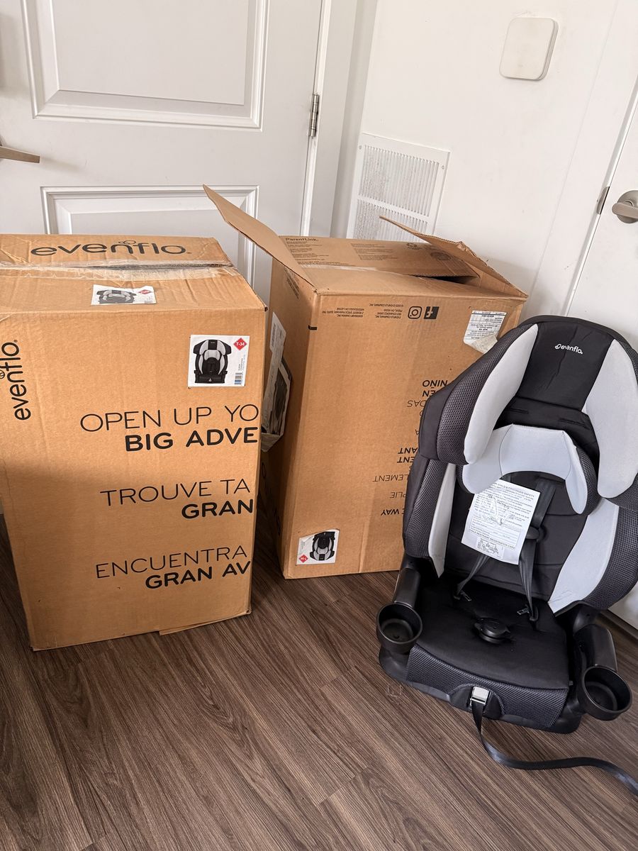 Two new evenflo car seats