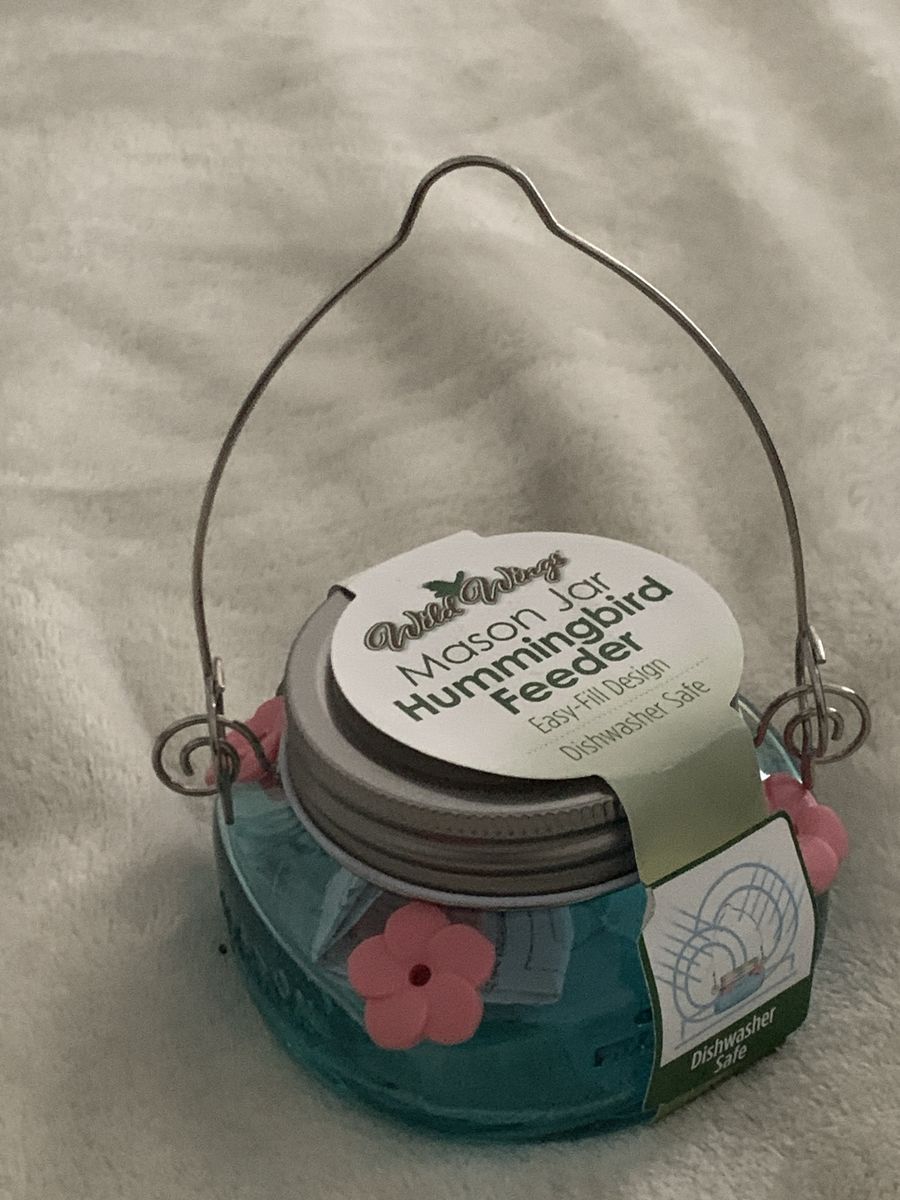 Brand new hummingbird feeder mason jar