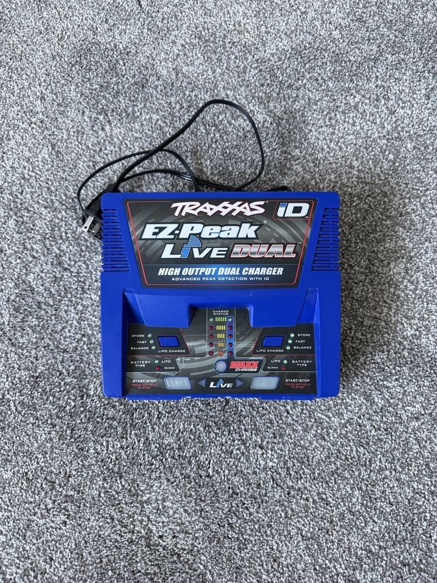 Traxxas Ez Peak dual live charger