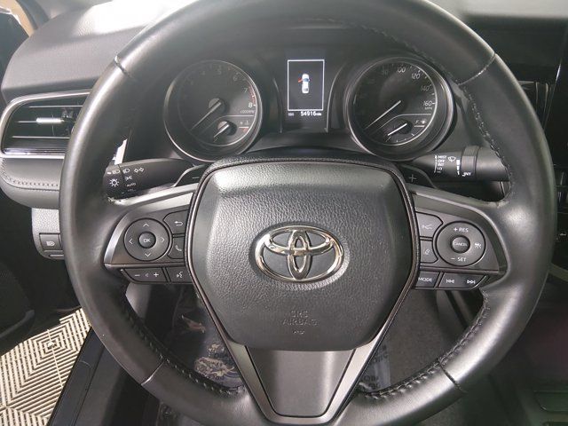Main image 12