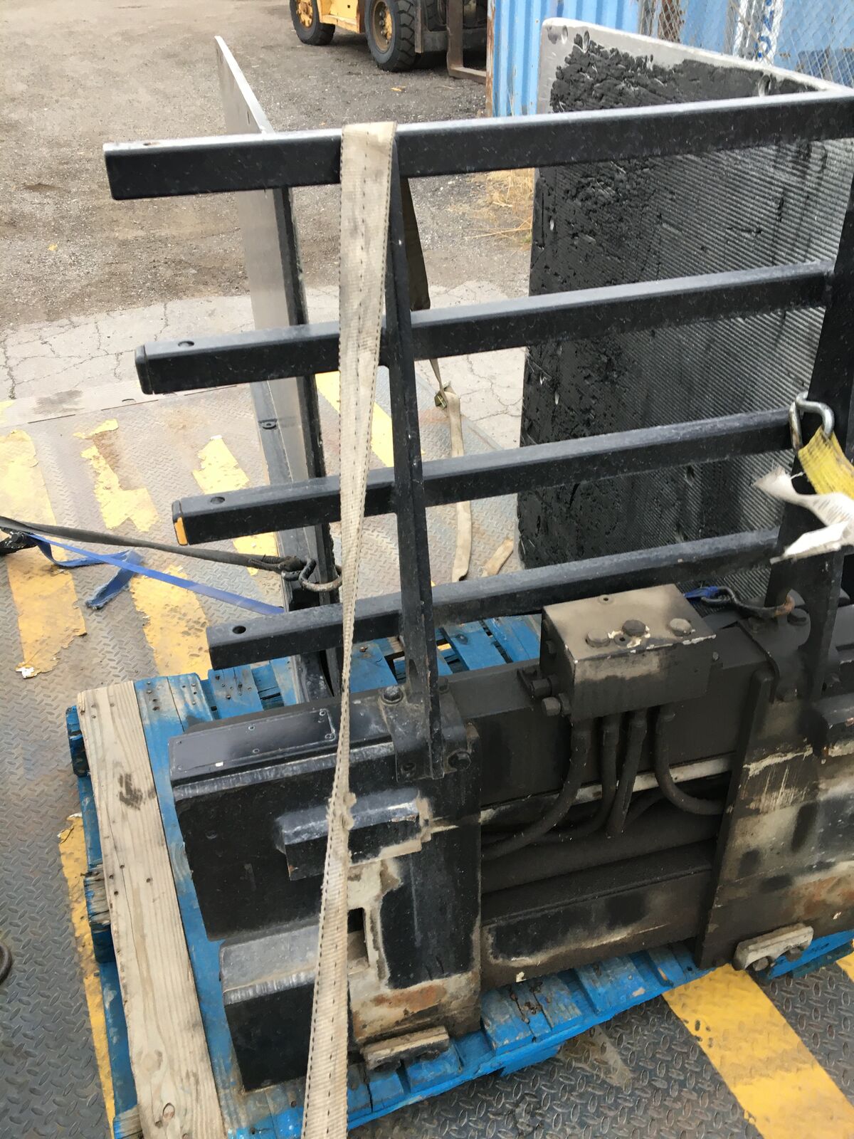 cascade carton clamp forklift attachment cascade clamp forklift box attachment