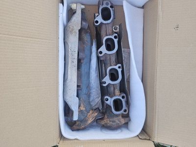 2016 Ram 2500 5.7 Hemi OEM Exhaust Manifolds – Complete