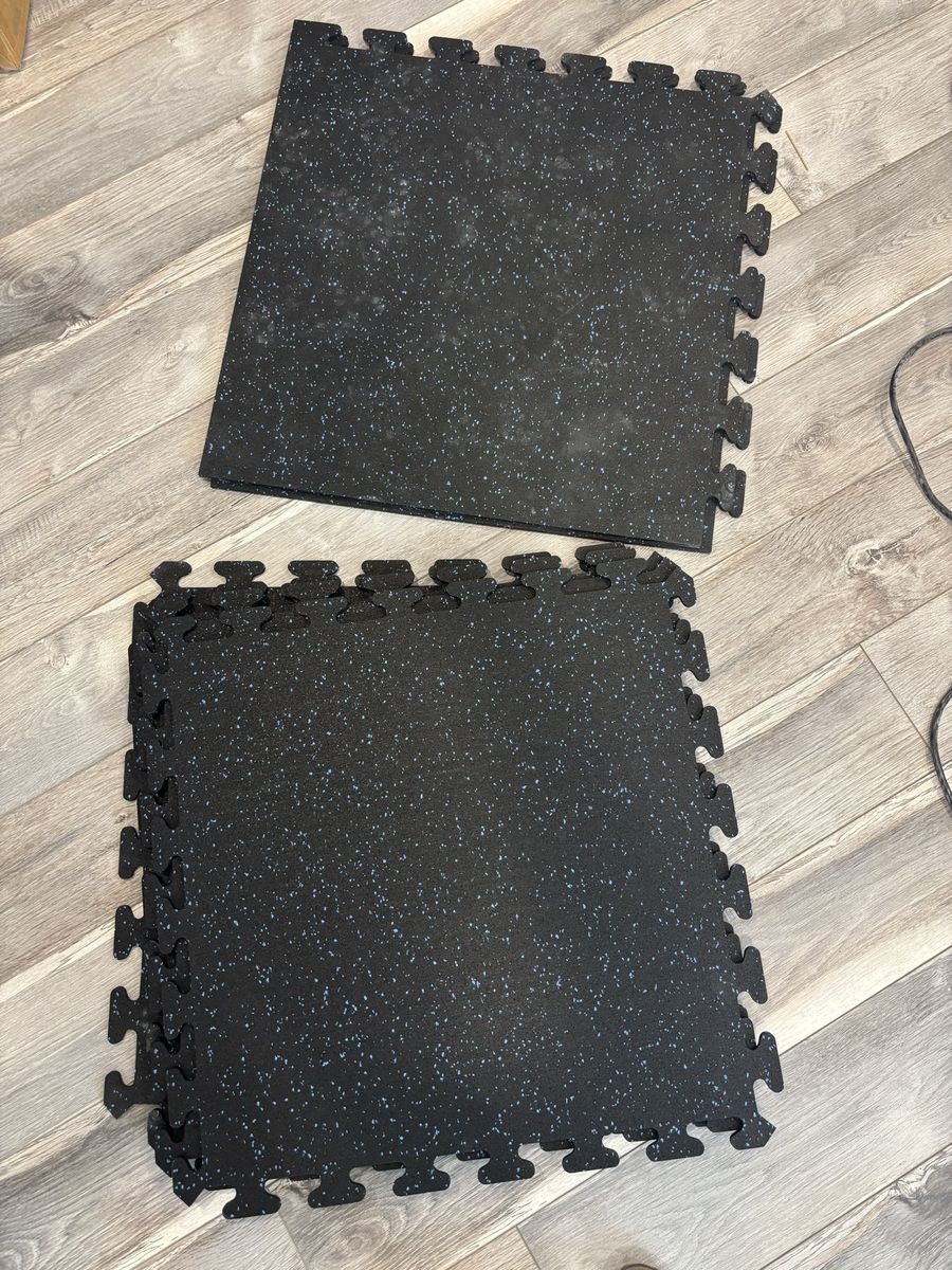 25x25 interlocking full rubber mats