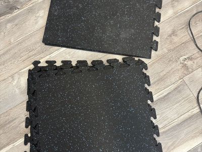 25x25 interlocking full rubber mats